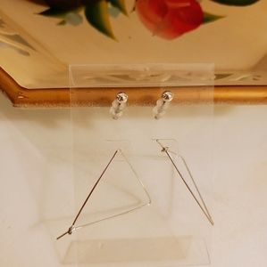 FREEMinimal/simple silver studs + triangular hoops
